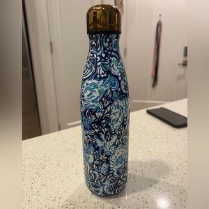 NWT Lilly Pulitzer Swell Water Bottle
